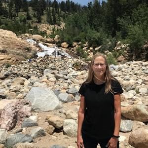 Meet your Posher, Janet